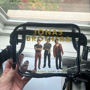 Jonas Brothers ‘The Tour’ crossbody bag Limited Edition